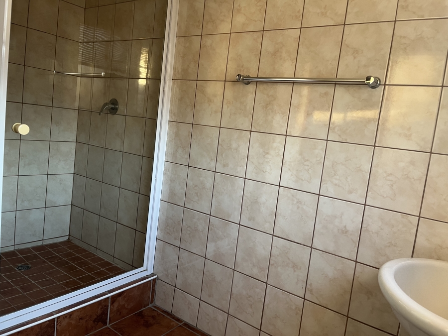 3 Bedroom Property for Sale in Waterval East North West